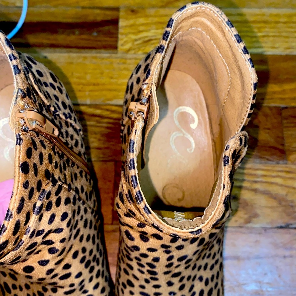 Cocci Leopard print wedged booties worn 1-2 times EUC